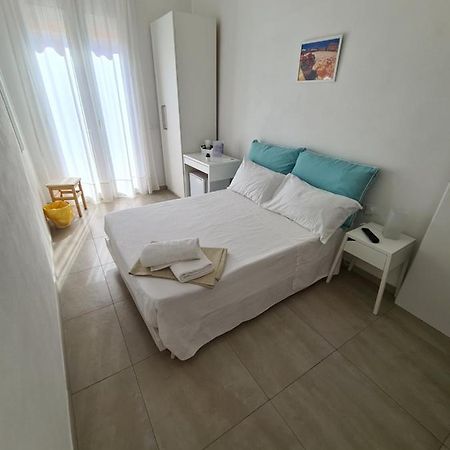 La Casa Di Toto Bed & Breakfast Pachino Eksteriør bilde